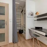 شقة Baltic & Forest With Parking By Renters