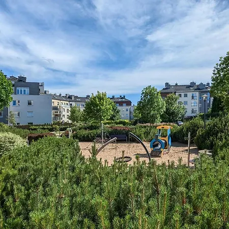شقة Baltic & Forest With Parking By Renters