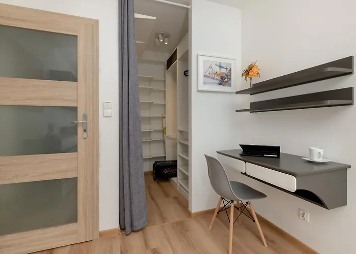 Apartman Jasny W Gdyni Z Parkingiem By Rent Like